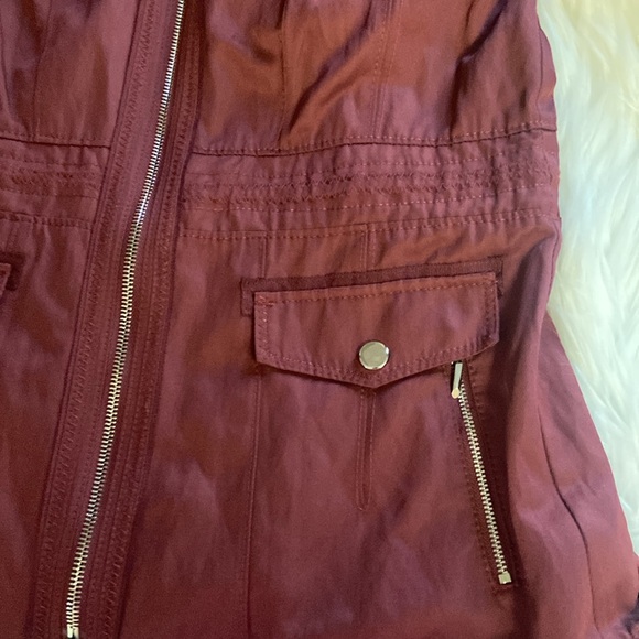 White House Black Market Maroon Utility Jacket - Picture 12 of 13